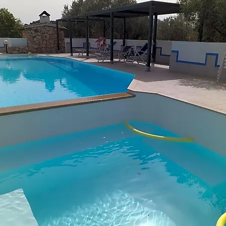 Bed and Breakfast Daillu 3*